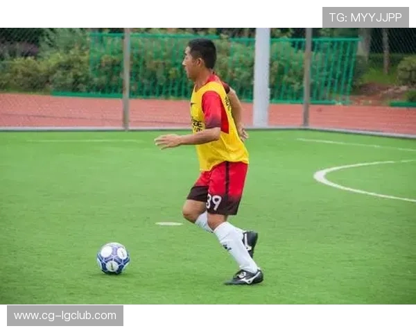 昆明高端足球秒杀活动全景解析引领城市竞技消费新风潮趋势洞察篇 昆明高端足球秒杀活动全景解析引领城市竞技消费新风潮趋势洞察篇